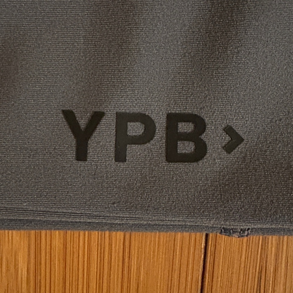 YPB Abercrombie & Fitch Charcoal Zip-Up Crop Top XS - Picture 4 of 7